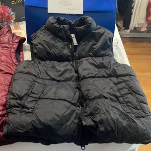 Kids old navy vest 6/7 black unisex